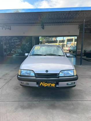 CHEVROLET MONZA 2.0 EFI GLS 8V ÁLCOOL 4P MANUAL CHEVROLET MONZA 2.0 EFI GLS 8V ÁLCOOL 4P MANUAL